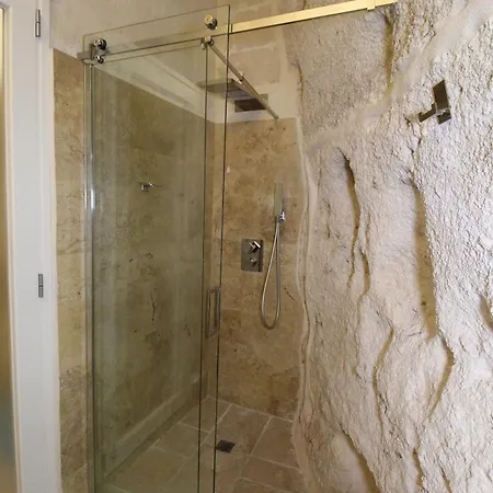 Il Casale Di Maria 招待所 马泰拉